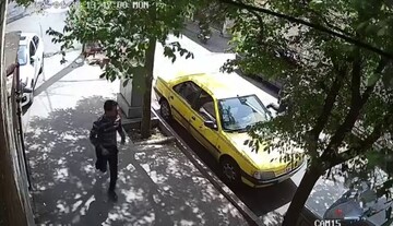 حمله ۴ سارق به یک دانشجو در خیابان های تهران / فیلم