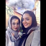 عکس فوق صمیمی نرگس محمدی و الناز حبیبی در رستوران + عکس جدید