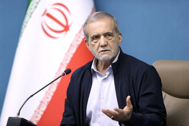 انتقاد رییس جمهور از وزارت نیرو/ مجبور به اعمال محدودیت شویم، اول برق دولت را قطع می‌کنیم