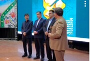 اقدام عجیب آقای استاندار برای مادرش + فیلم