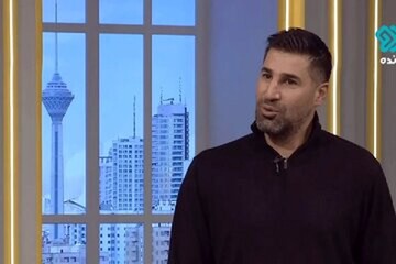 کری‌خوانی هاشم بیک‌زاده برای پرسپولیسی‌ها