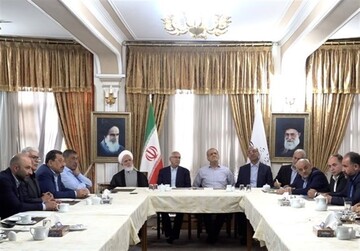 پزشکیان خواستار تسریع در رفع موانع تولید و تجارت شد