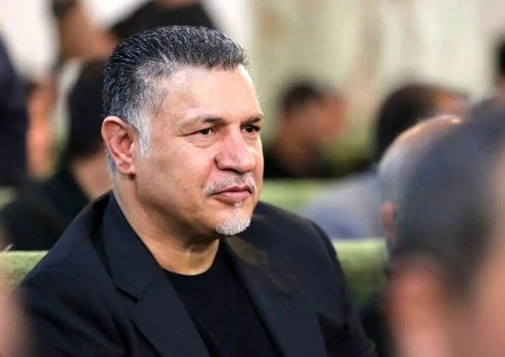 واکنش علی دایی به قهرمانی تراکتور + عکس