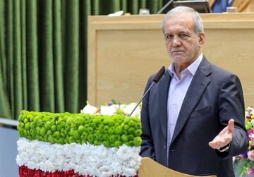 پزشکیان: خدمت برای مردم دعوا ندارد / مسئولان ما و مدیران ما زندگی ساده و مردمی دارند