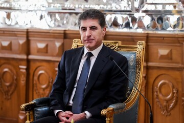 لحظه سخنرانی بارزانی در تهران به زبان فارسی / فیلم