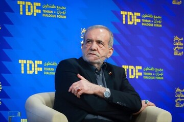 پزشکیان: با گفت‌وگو می خواهیم صلح و تمدن ایران را معرفی می‌کنیم