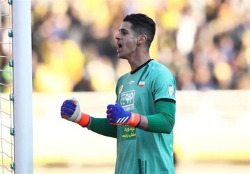 پیام نیازمند رسما دروازه بان پرسپولیس شد