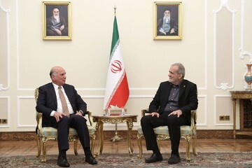 رییس جمهور: برای رشد و پیشرفت ملت ایران از کسی دستور یا اجازه نمی‌گیریم