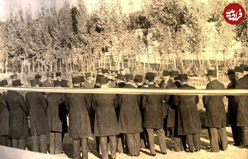 عکس/  رضاشاه در مراسم افتتاح آرامگاه فردوسی