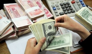 صعود قیمت‌ دلار / هر دلار ۸۲ هزار تومان شد