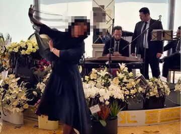 استخدام رقاص برای رقص در مجالس ختم! + عکس