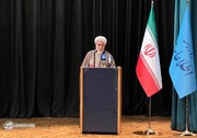 رئیس دفتر مقام معظم رهبری: چگونه است که رئیس یک کشور بزرگ و ابرقدرت، نامه می‌نویسد و برای مذاکره التماس می‌کند؟ این پدیده بی‌سابقه است