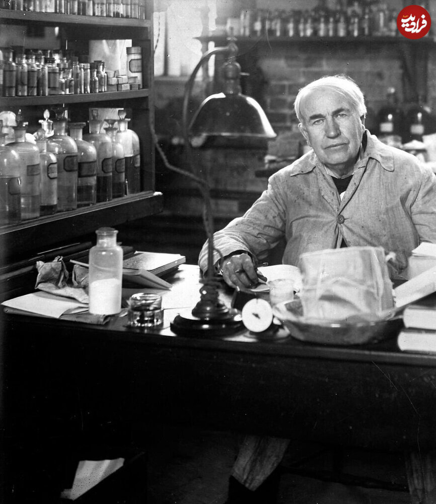 عکس/ توماس ادیسون در آزمایشگاه مشهورش