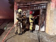آتش سوزی وحشتناک در انبار لوازم یدکی خودرو در جاده قدیم کرج + تصاویر