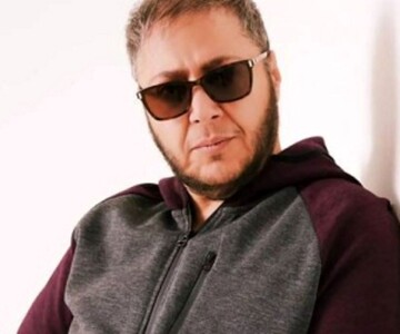 خش و بش مازیار لرستانی با بازیگران مرد سینما در ختم مادر شهره سلطانی + فیلم
