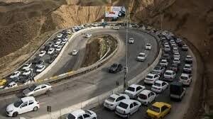 ترافیک سنگین در جاده چالوس با شروع تعطیلات/ فیلم