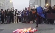آتش زدن پرچم آمریکا در اعتراض مهاجران در لس‌آنجلس + ویدئو