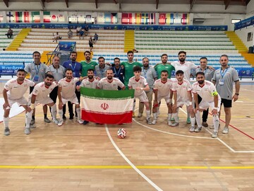 احترام نظامی فوتسالیست‌های ناشنوای ایران در ایتالیا + فیلم