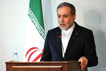 عراقچی: صحبت‌های ترامپ را بیشتر اهانت می‌بینم تا تهدید
