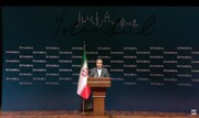 وزیر امور خارجه ایران: ترامپ به خواسته‌های یک جنایتکار تن داد