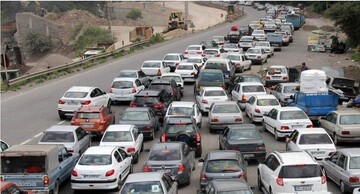 ترافیک شدید در محورهای هراز و چالوس