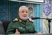 مشاور فرمانده سپاه: رهبر انقلاب علی‌رغم مطالبه فرماندهان، مانع انجام وعده صادق‌۳ شدند + فیلم