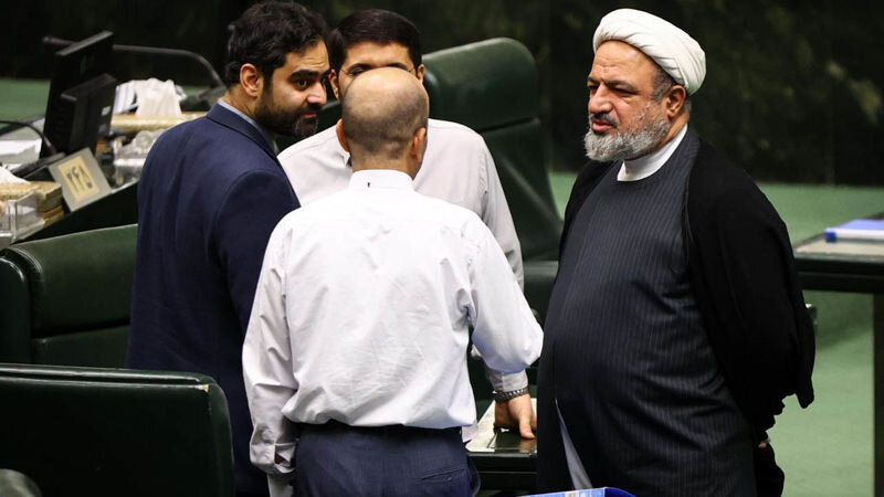 مجلس آژانس و گروسی را تعلیق کرد