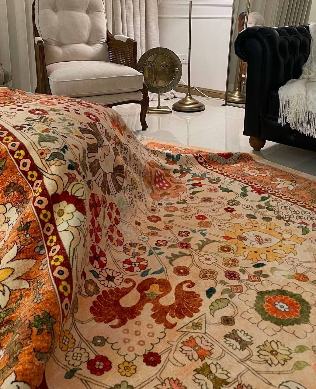 فرش سلطان آباد؛ شاهکار هنر دست ایرانی با نقش و نگارهای بینظیر