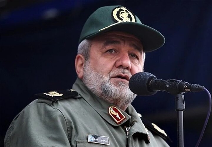 مشاور فرمانده کل سپاه: جنگ هنوز به پایان نرسیده است