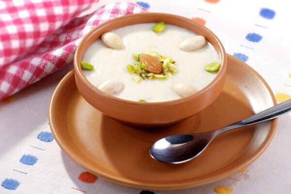 حریره بادام برای نوزاد ۶ ماهه + روش تهیه و نکات مهم