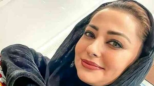 رونمایی نفیسه روشن از قهرمانان زندگیاش / عکس رونمایی نفیسه روشن از قهرمانان زندگیاش / عکس