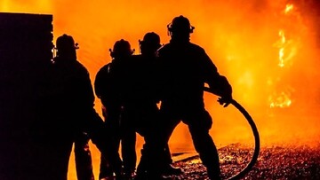 آتش‌سوزی در مجتمع دودلفین قشم