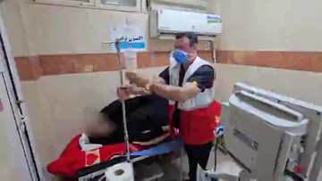 مصدومیت بیش از ده هموطن درپی واژگونی ون زائران ایرانی در جاده نجف – مهران