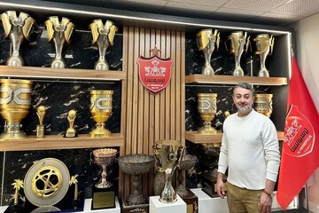 عصبانیت هواداران پرسپولیس از استوری عجیب معاون درویش