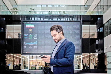پیش بینی بورس برای فردا دوشنبه ۲۰ مرداد ۱۴۰۴
