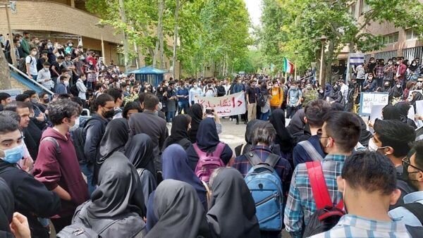 برگزاری تجمعات دیگر نیاز به مجوز نیاز ندارد