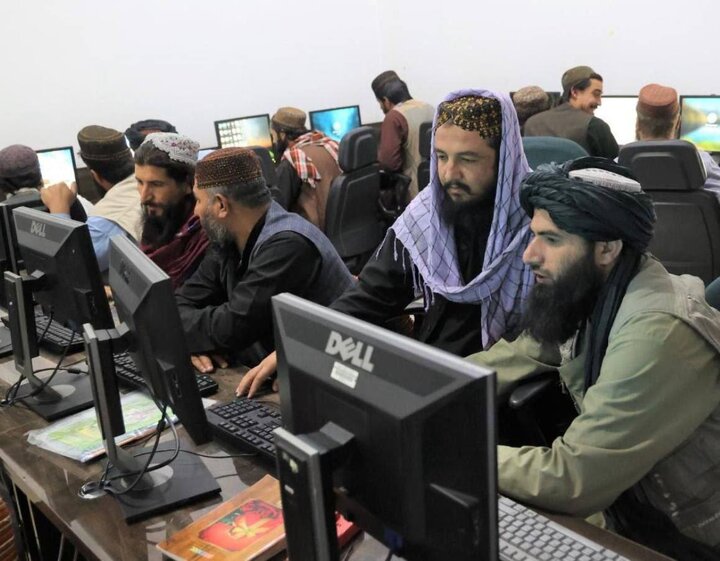 طالبان اینترنت در افغانستان را قطع کرد