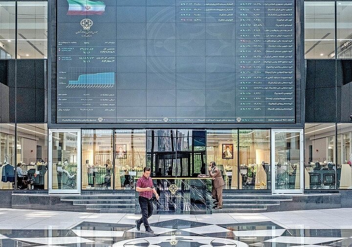 پیش‌بینی بورس برای فردا چهارشنبه ۲۶ شهریور ۱۴۰۴
