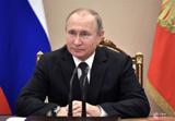 امضای  فرمان تعلیق پیمان منع موشک‌های هسته‌ای میان‌برد توسط پوتین