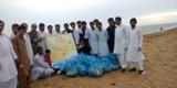 پاکسازی نوار ساحلی دریای عمان