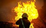 آتش سوزی مهیب در کارخانه موکت در یزد