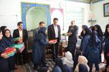 دو هزار دانش آموز مشهدی از عواید حذف قبض برق هدیه گرفتند