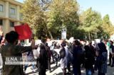 تجمع اعتراضی  دانشجویان  همزمان با حضور روحانی در دانشگاه تهران + تصاویر