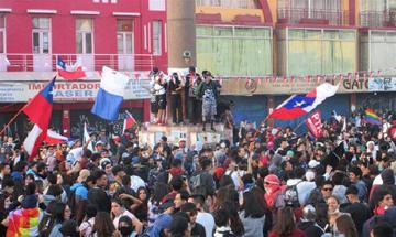اعتراضات در شیلی همچنان ادامه دارد!