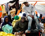 سرگردانی کشتی پناهجویان آفریقایی در سواحل ایتالیا