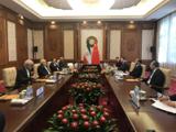 تاکید ظریف بر نقش مهم چین در حمایت از ایران