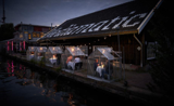 رستورانی در آمستردام از گلخانه قرنطینه برای فاصله گذاری استفاده می کند