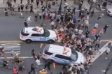 تصاویری از  زیر گرفتن معترضان آمریکایی توسط پلیس نیویورک!+ فیلم
