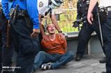 ادامه ناآرامی ها و درگیری پلیس آمریکا با مردم  در تبعیض نژادی/سری دوم تصاویر