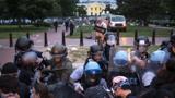 درگیری پلیس آمریکا با معترضان در نزدیکی کاخ سفید